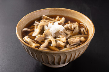 舞茸とごぼうの鶏蕎麦