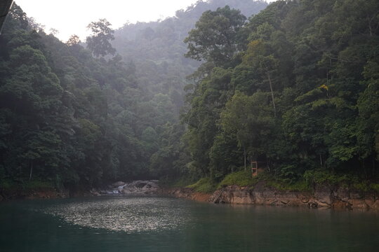morning in the mountains, lake kenyir