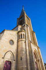 Fototapeta na wymiar Église Saint-Pierre de Anse