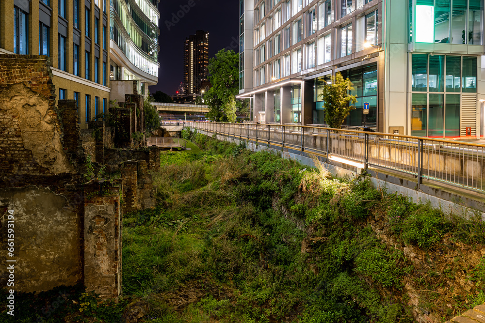 Wall mural Twilight view of Roman London wall City of London, England