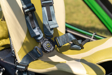 Airplane pilot's seat with 4-point safety belt © ZenitX