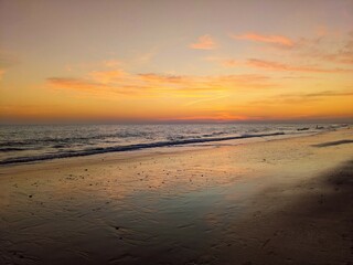 Fototapeta na wymiar Sunset on the beach 