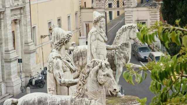 Castor et pollux - Statues In Rome, Italy