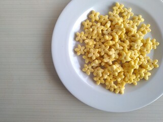 honey star cereals in a white plate