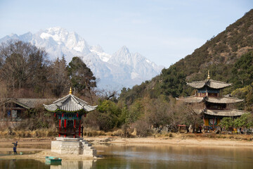 Fototapeta na wymiar pagoda in the mountains,中国,麗江