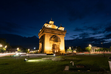 Fototapeta na wymiar PA TU XAY, Patuxai Monument in Vientiane, Laos