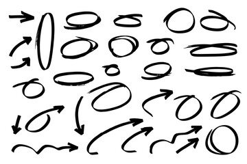 Marcas de rotulador de diversas formas. Formas caligraficas redondas, formas de flechas con trazos sueltos, recurso de diseño con trazos reales sueltos y energicos - obrazy, fototapety, plakaty