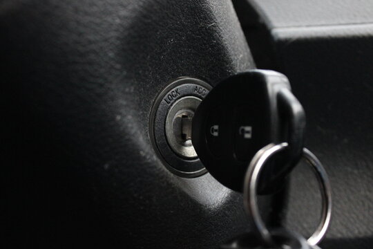Car key in ignition words Lock Acc visible UK