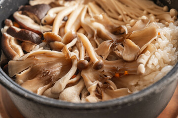 きのこの炊き込みご飯