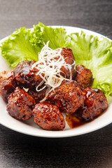 黒酢肉団子
