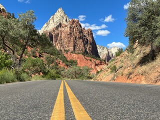 road to the mountains