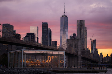 brooklyn bumdo perspective of New york city skyline at sunset