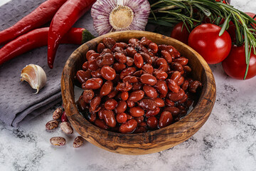 Red canned beans in the bowl