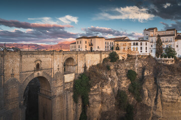 Fototapeta na wymiar Landscapes of the Puente Nuevo and cliffs in Ronda, Spain