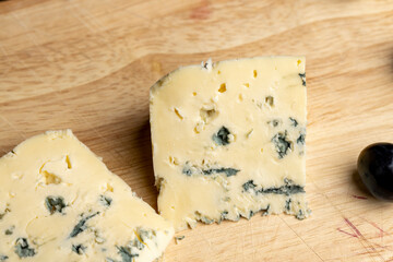 Blue mold cheese cut into pieces