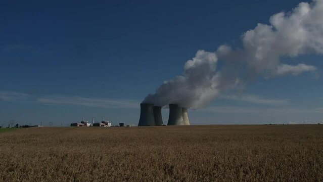Nuclear power palnt Temelin Czech republic cooling towers steaming energy production	
