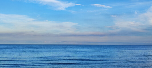 Obraz premium blue sky and sea