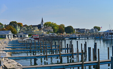 Obraz premium Mackinac Island's beautiful water front