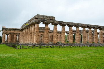 Fototapeta premium Temple of Hera in Archaeological Park of Paestum - Italy