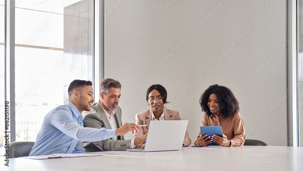 Fototapete international diverse professional executives business team workers and board leaders group using la