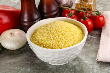 Raw dry wheat couscous grain