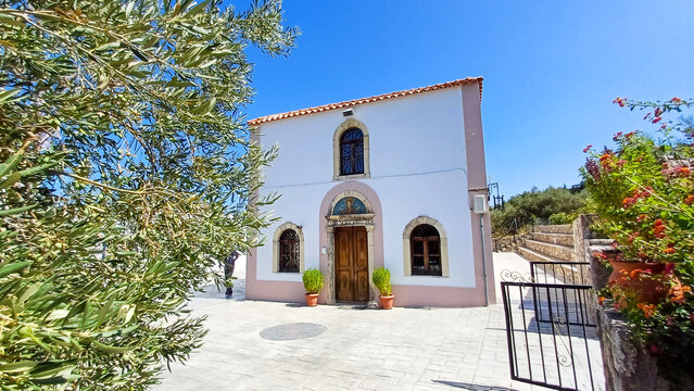 Bergdorf Zia auf Kos mit Kirche &ndash; Traditionelles Dorfleben und spirituelle Atmosph&auml;re