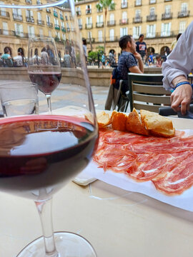 Tapas in Bilbao &ndash; Kulinarische K&ouml;stlichkeiten und baskische Gastronomie