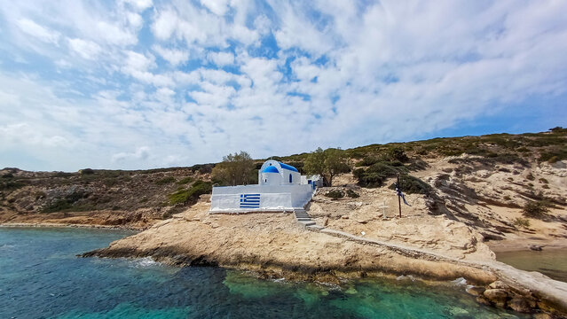 Kirche Agios Nikolaos auf der Insel Plati vor Kos &ndash; Idyllische Kapelle im Mittelmeer
