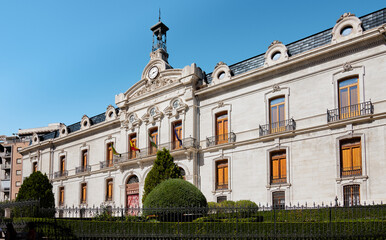 El edificio de la Diputación Provincial de Jaén es un edificio ecléctico ubicado en la Plaza de San Francisco, en el centro de Jaén, España.