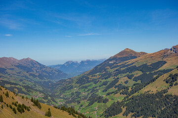 Fototapeta na wymiar Herbstzeit in der Schweiz