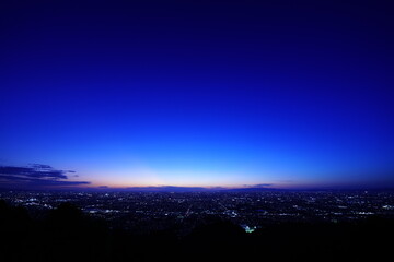 信貴山中展望台から見た大阪平野夜景　