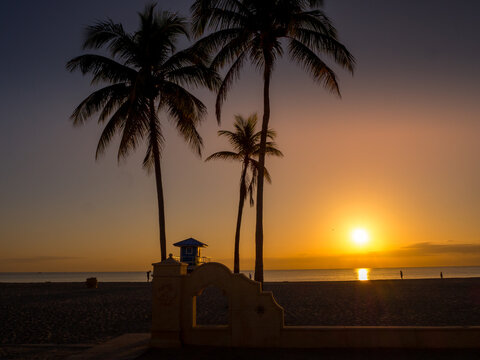 Strand zum Sonnenaufgang