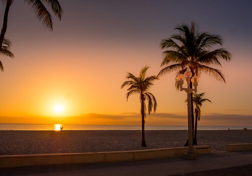 sunrise at hollywood beach