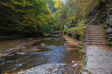 Obraz premium Stone stairs in Watkins Glen State Park