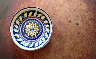 Ceramic bowl with Sicilian design
