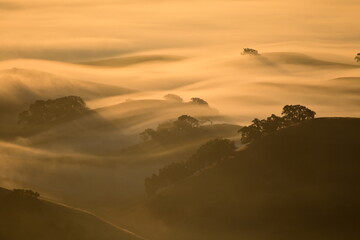 Obraz premium sunrise over the mountains