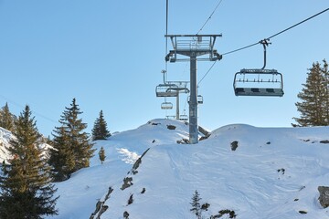 Ski lift at a ski resort - 662486128