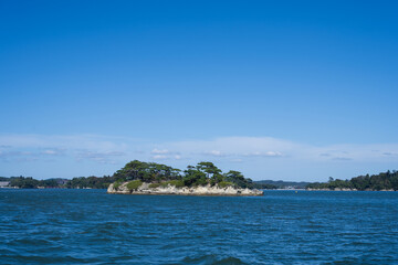 Fototapeta na wymiar 日本の宮城県のとても美しい松島海岸の風景