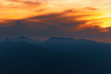 coucher de soleil hautes Pyrénées