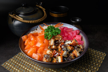Chirashi donburi