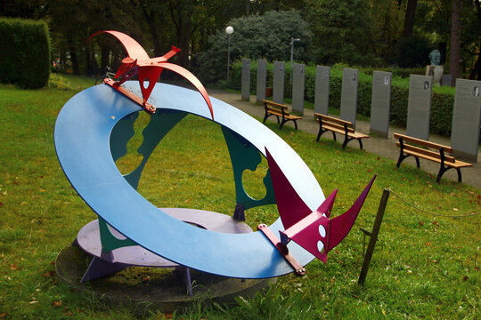 Bayreuth, Germany - October 13, 2023: Draupnir, the magic ring of Odin with ravens Huginn and Muninn, an abstract sculpture by Claus-Frenz Claussen. Nordic legends inspired Richard Wagner's operas.