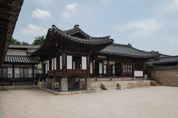 Obraz premium historic temple in seoul