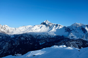 Fototapeta na wymiar Winter Alps in Italy 