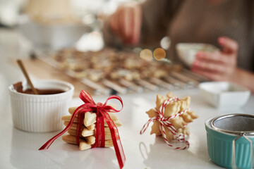 Detail of  little gifts made of gingerbread cookies