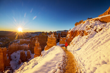 Hike in winter Bryce © Galyna Andrushko