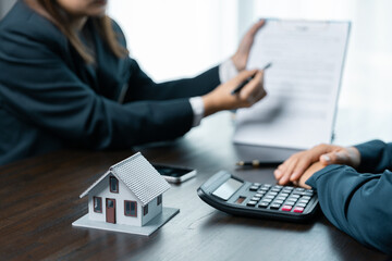 ็Home sales agent and customer sign a contract to buy or rent a home and provide insurance....