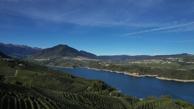 lago Cles Val di non diga Trentino