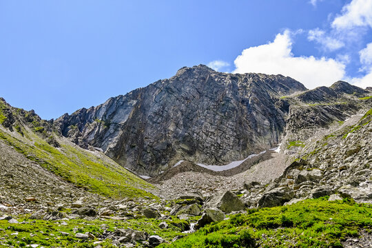 Grosser Sankt Bernhard, Saint-Bernard, Passstrasse, Alpenpass, Bergstrasse, Alpen, Aostatal, Wanderweg, Sommer, Italien