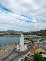 bonita vista del faro llamado la farola de Málaga, España