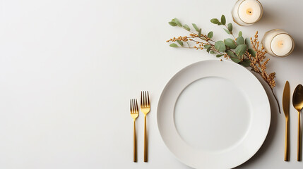 vista superior minimalista Elegante mesa dourada e branca com guirlanda e velas